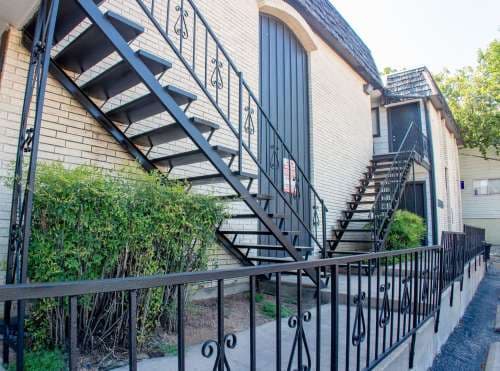 Red River Place Apartments