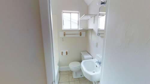 86-88 E Chittenden Ave