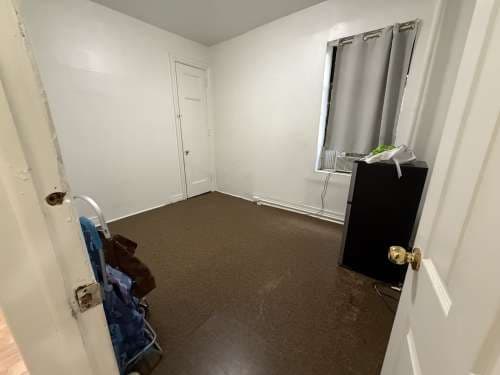 Columbia University Rooms