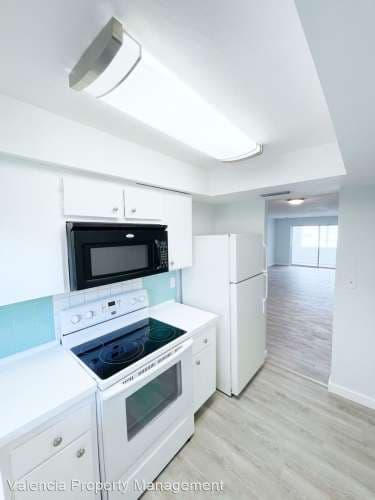 Lakeshore Apartments