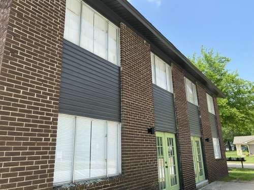 1912 Dave Ward Drive