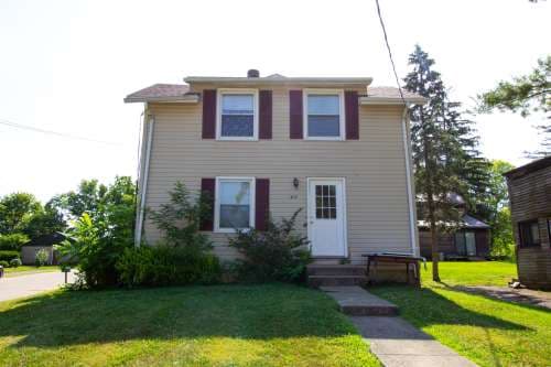 419 N University Ave
