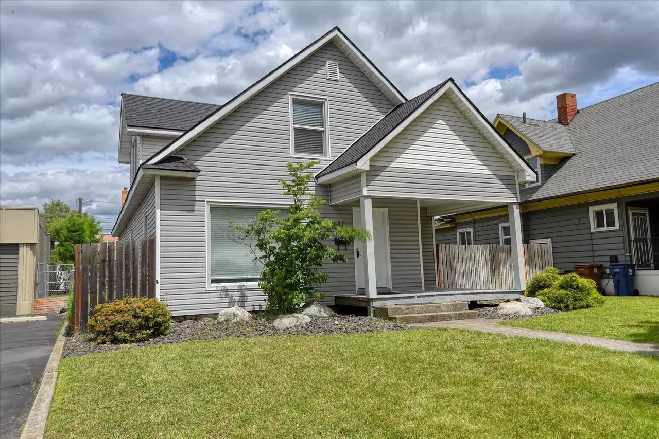 11 E Sinto Avenue