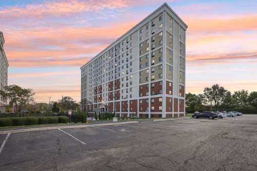 River West Flats