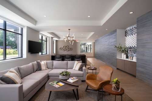 Lake Terrace Apartment in Downtown Kenosha!