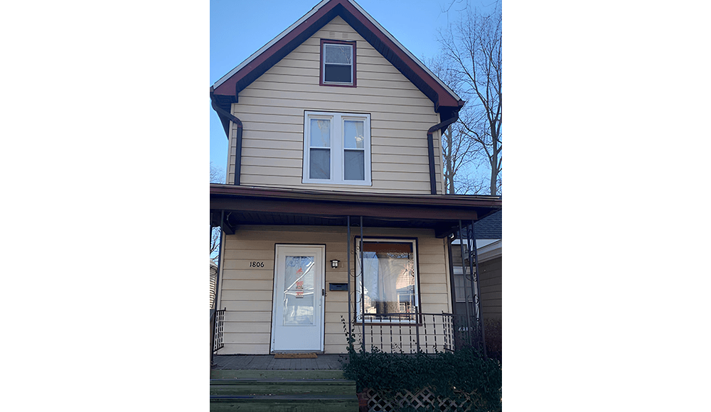 1806 Fredonia Ave