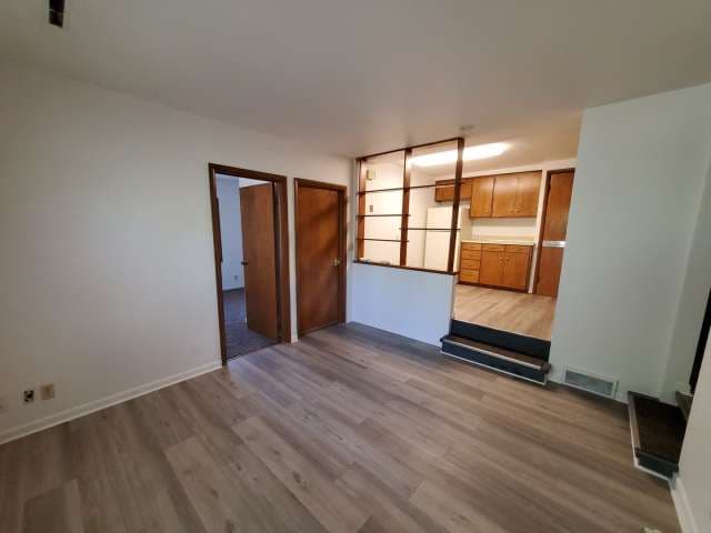 Walnut St 2115