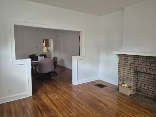 2287 Neil Ave