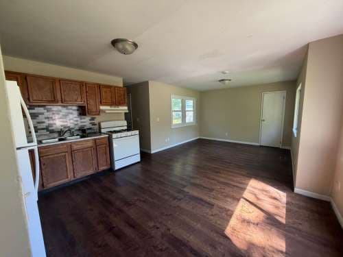 1109 Austin Dr
