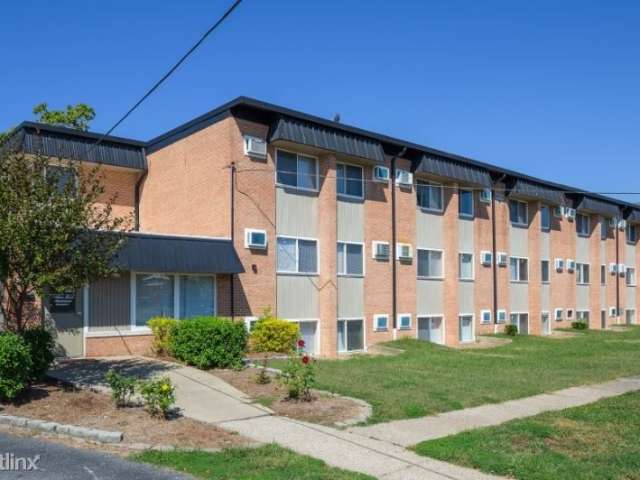 511 S Graham Ave