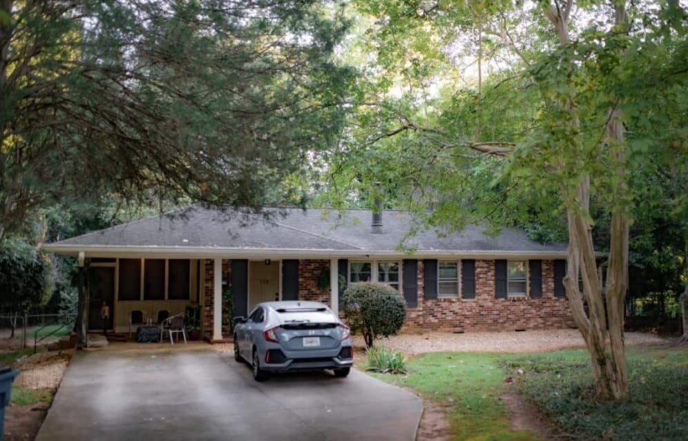 130 Greencrest Dr
