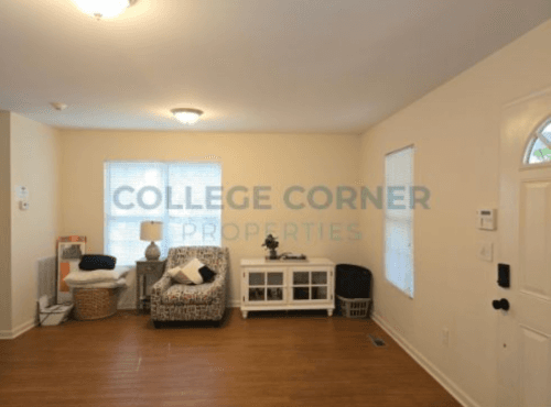 1048 Ranch Dr