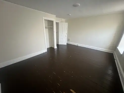 333 W Barnard Street