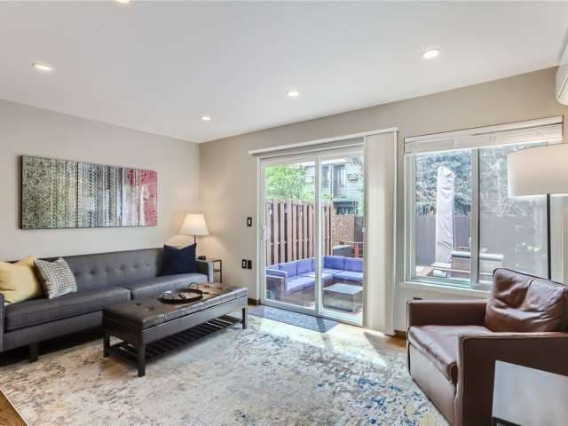 Cozy 2 BDR Home in Boulder with Hot Tub