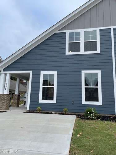 550 Twin Lake Rd