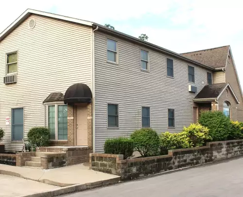 1508 N. Wheeling Ave