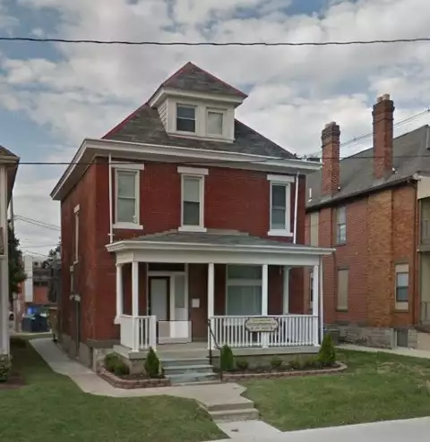 186 E 11th Ave