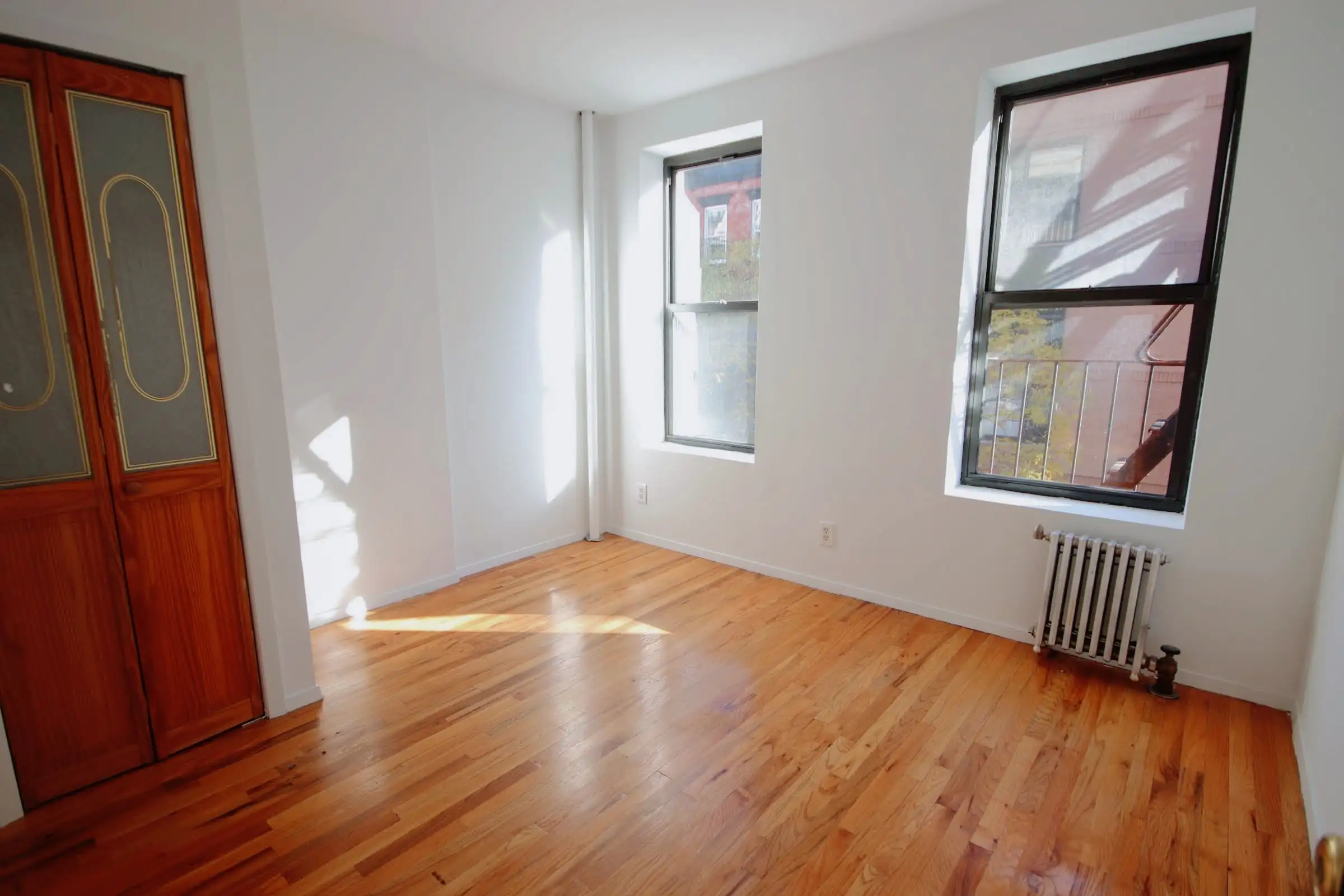 11 JONES STREET Apt 13