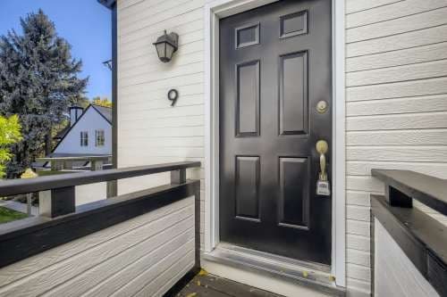 Downtown 2 BDR / 2BA - Walk to Everything