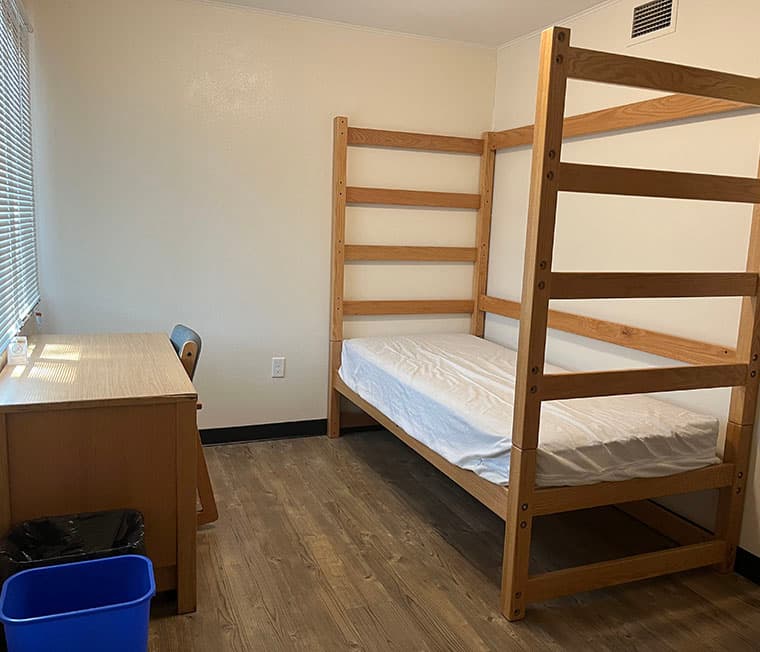 Jennings Court Apartments