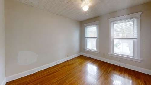 194 E 12th Ave