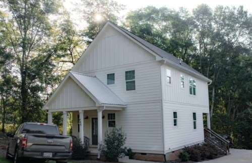 130 Jonas Ave