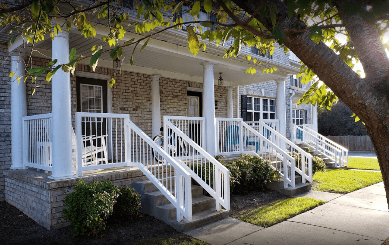 Evellien & Provence: Townhomes + Apartments