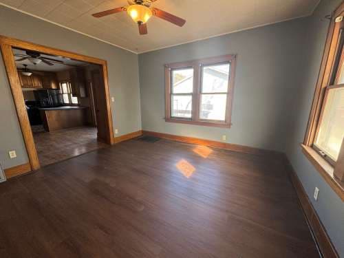 Huge 4 bedroom House with large garage