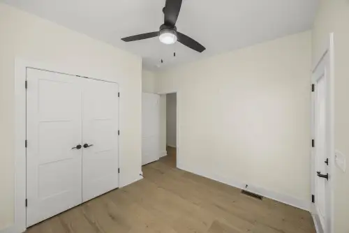3805 Dr