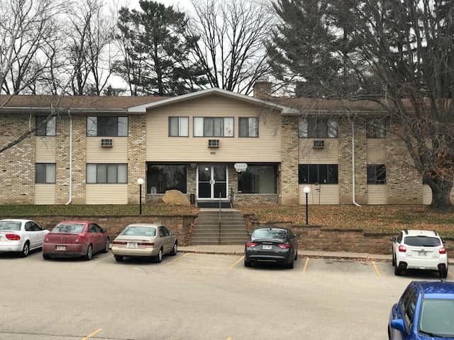 Stonebridge Apartments