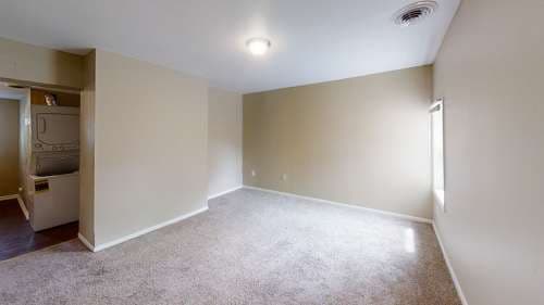 94 King Ave
