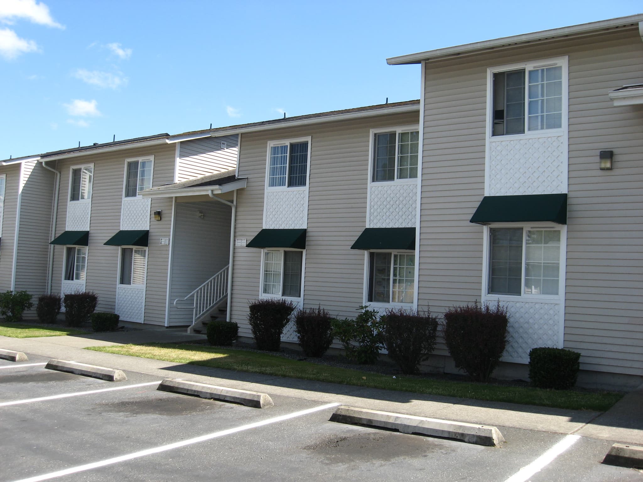Summerglen Apartments
