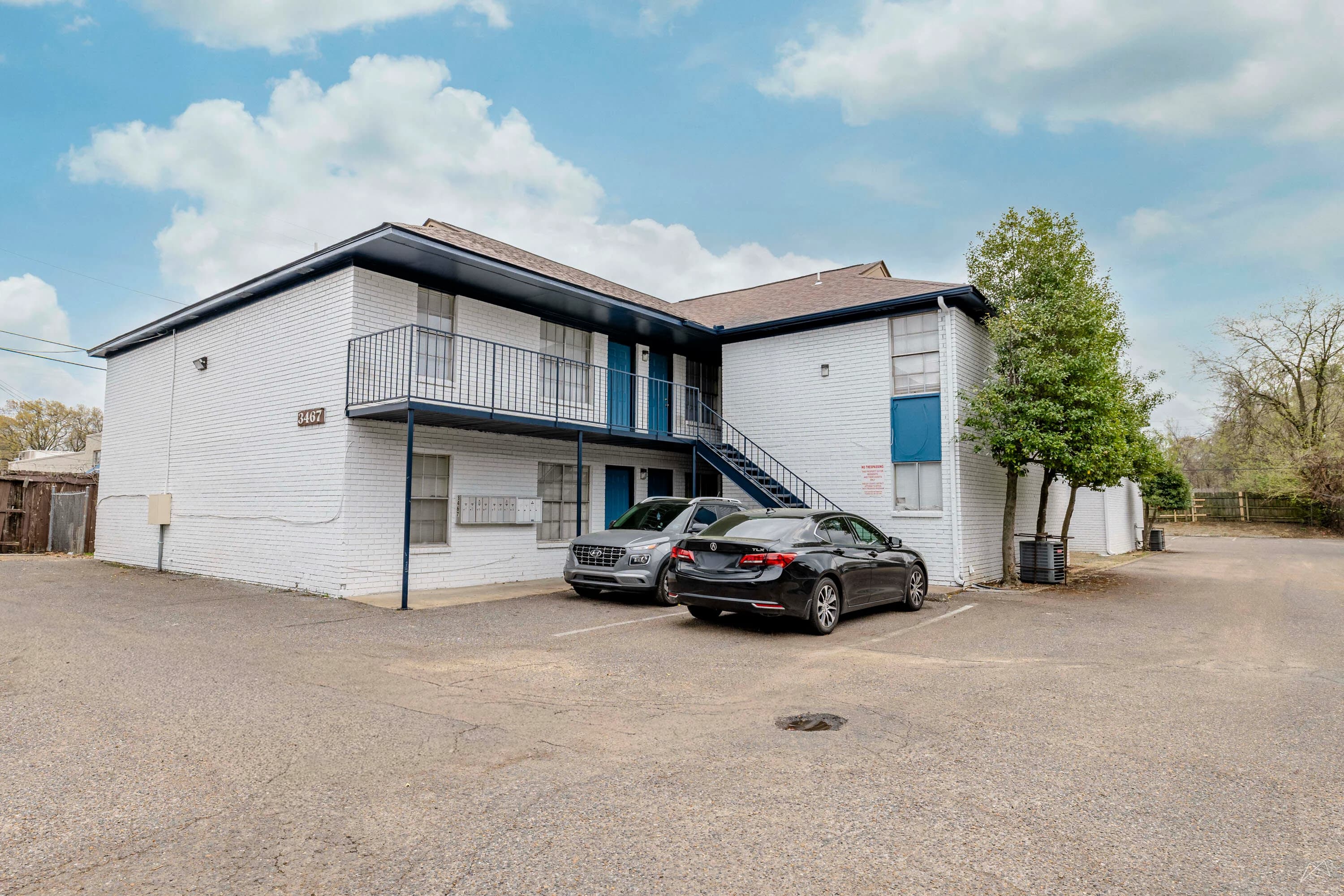University Crossing Apartments