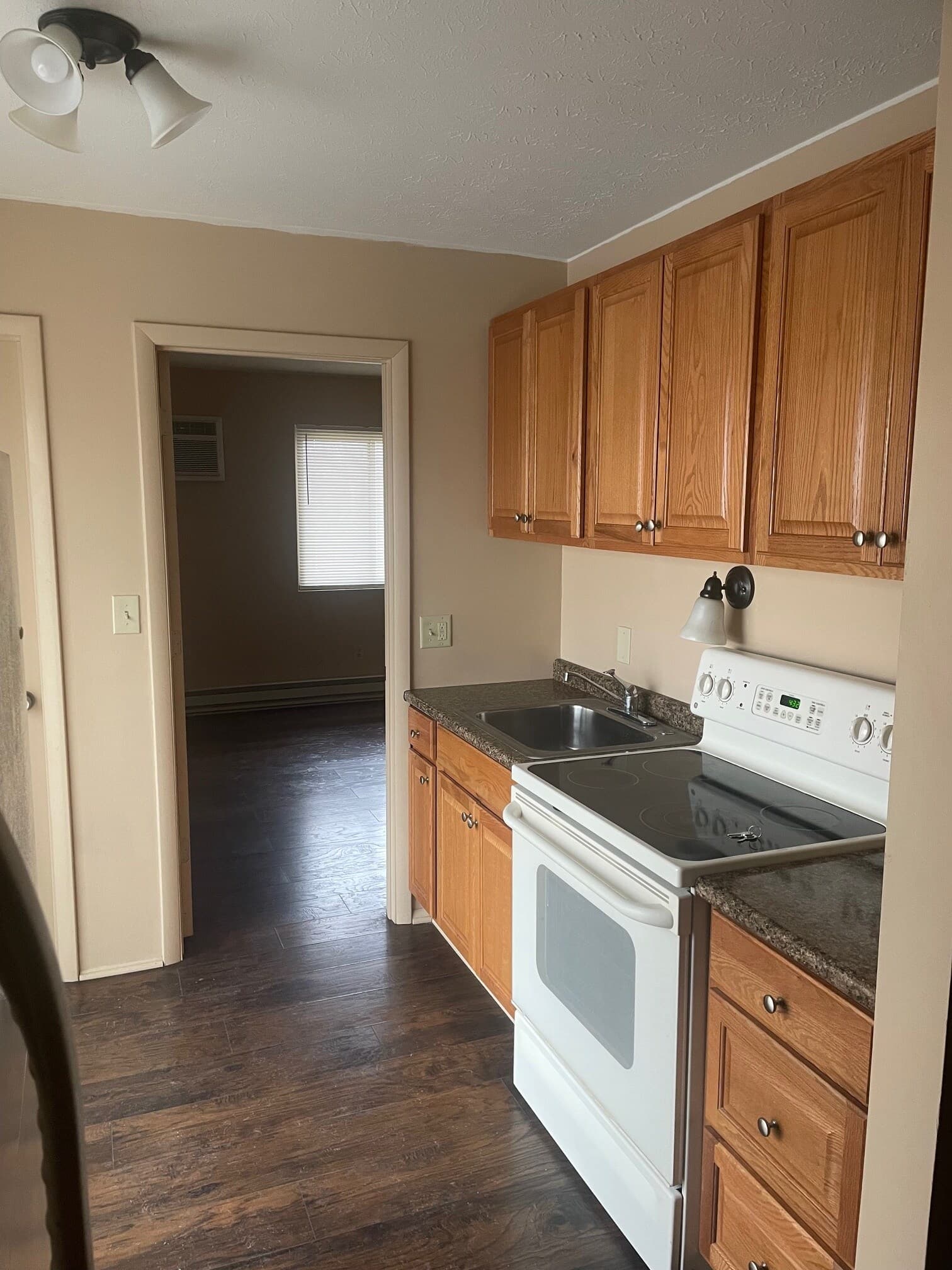 241 Perkins St