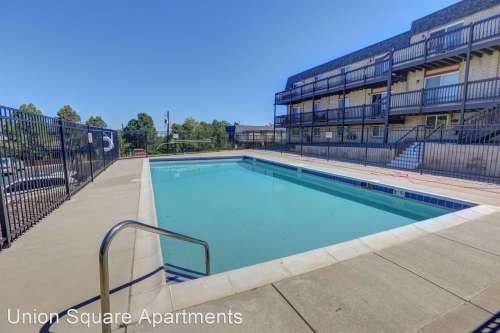 13050 W Cedar Dr