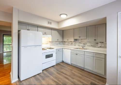 Easton North Apartments