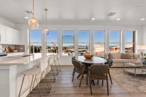 ** Live the best of Denver — at Encore at Aria. ** Ask about our Move-in Specials **