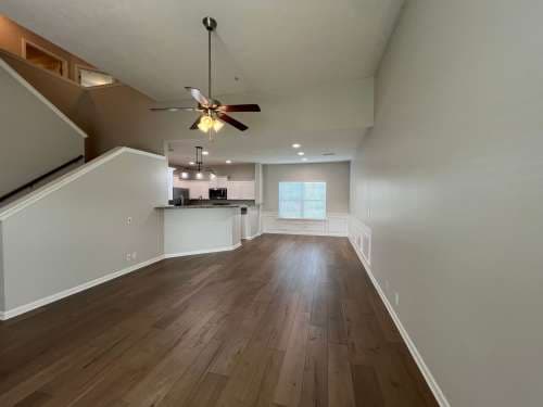 Move-in Special! Available Immediately! Gorgeous 4 Bedroom 3 Bath in Creeksbend Subdivision