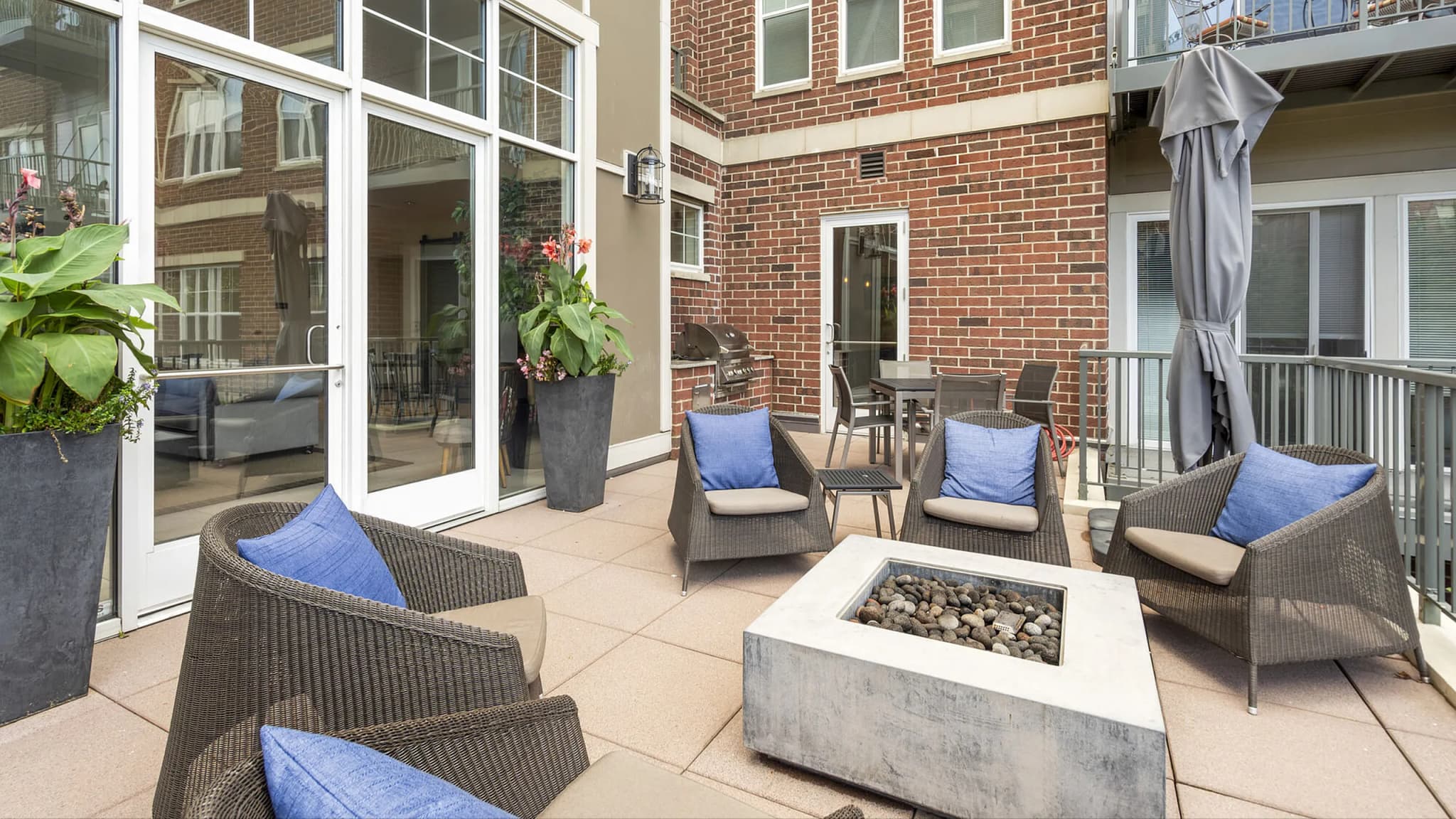 Courthouse Square Apartments