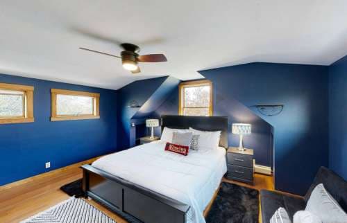 SPRING 2027 Semester Roommate wanted for downtown Bozeman Rental available Jan 1