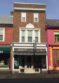 275 W Main St