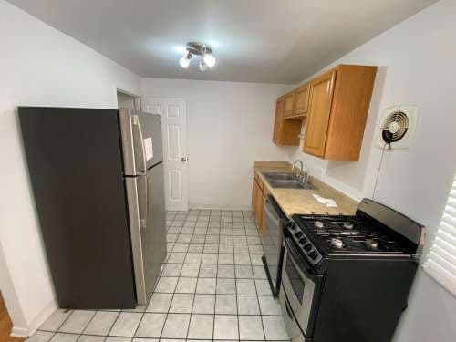 W 10th Ave 39-41 BSS