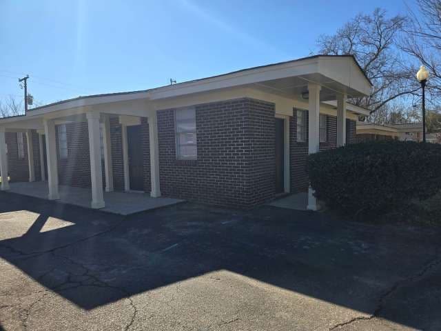 Completley Renovated!!!