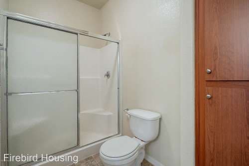 1941 S PIERPONT DR