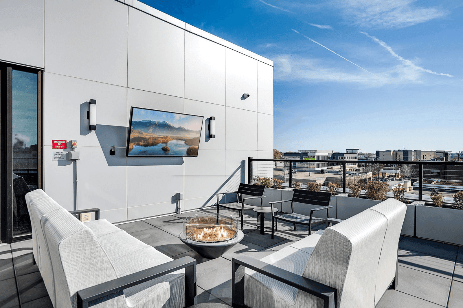 Midline Apartments