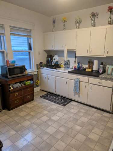 3448 N Newhall