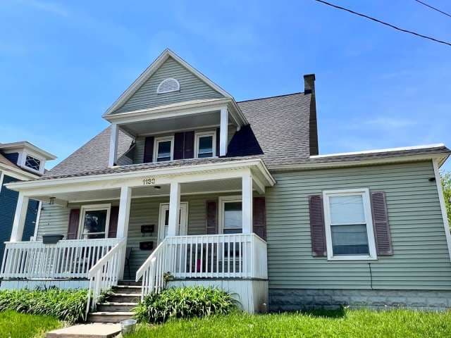 1133 Muskegon NW