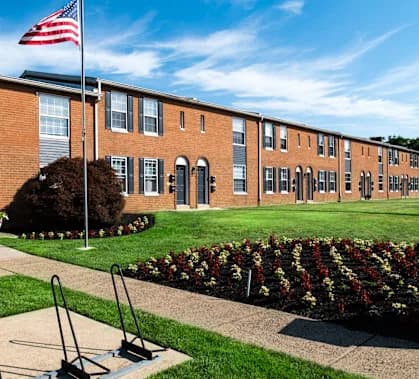 Rushwood Apartments