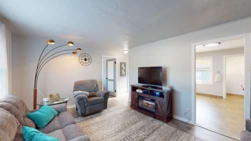 2bedroom duplex with a single car garage