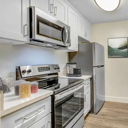 Zelzah Court Apartments